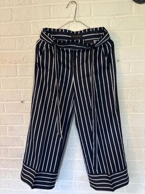 Banana Republic Striped Cropped Pants – Size 00 (Worn Once!)